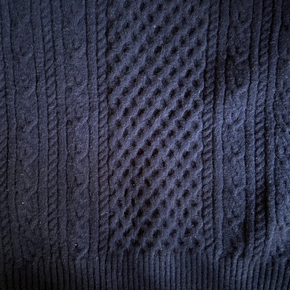 Lyla and Luxe sweater. Good condition. - Picture 2 of 2